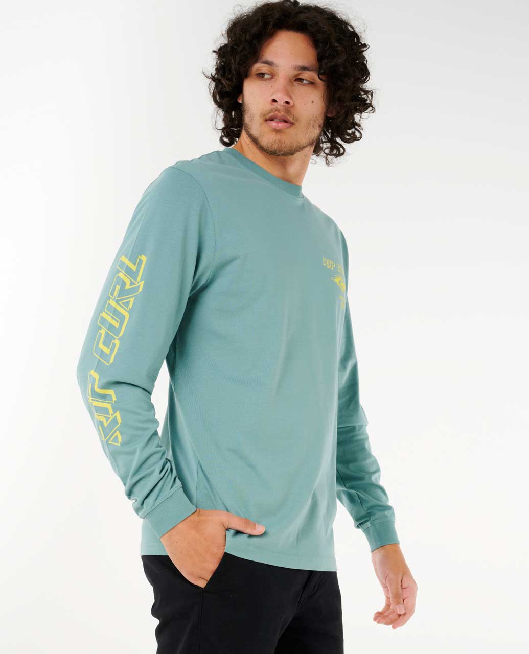 Rip Curl Men Fade Out Icon Long Sleeve Relaxed Tee