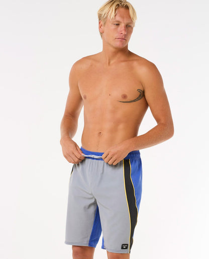 Rip Curl Men Giant Prawn Volley 20" Boardshorts
