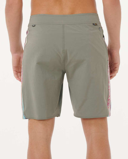 Rip Curl Men Mirage 3-2-One Ultimate 19" Boardshort