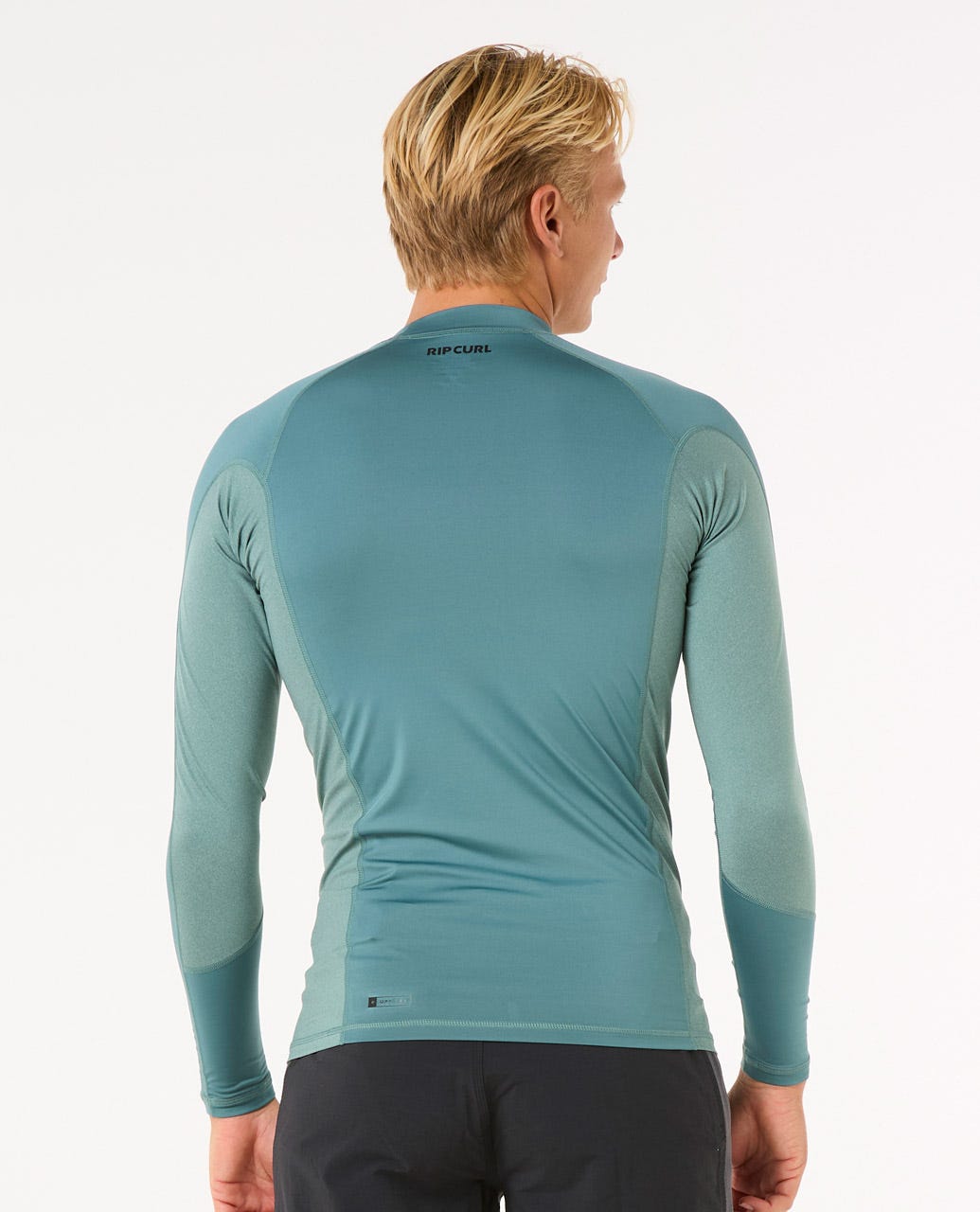 Rip Curl Men Waves UV Long Sleeve Rash Guard