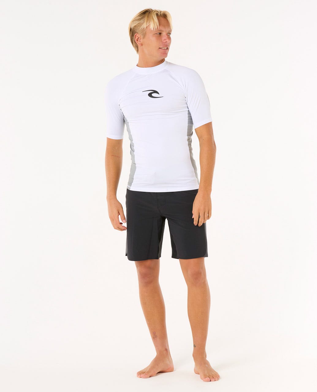 Rip Curl Men Waves UV Short Sleeve Rash Guard