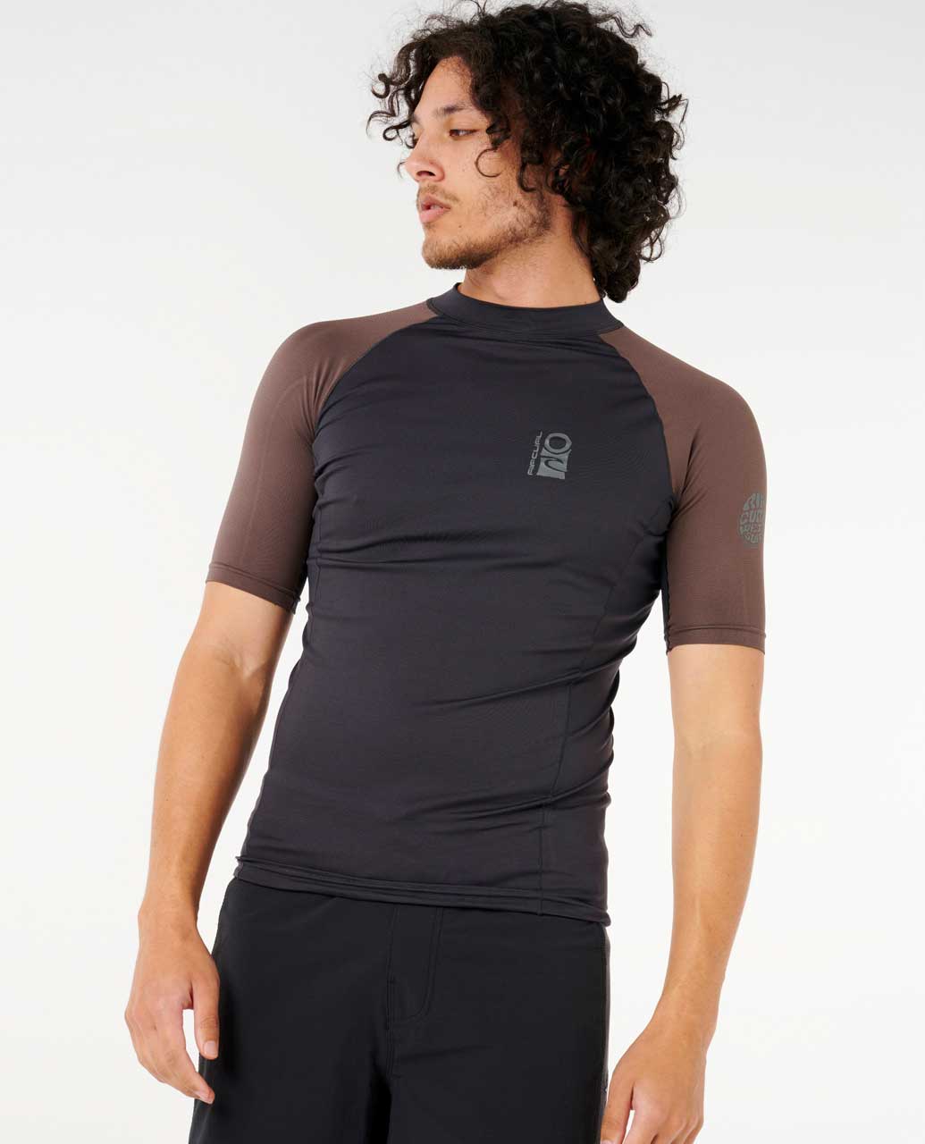 Rip Curl Men Search UPF Performance Short Sleeve Rash Guard