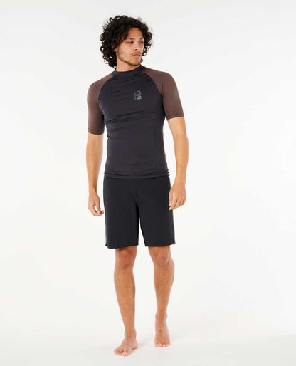 Rip Curl Men Search UPF Performance Short Sleeve Rash Guard